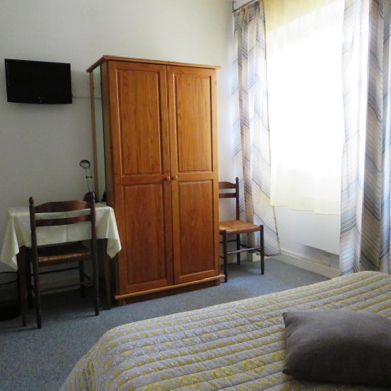 Le Relais Du Pont De Rhodes Hotel Frayssinet ห้อง รูปภาพ