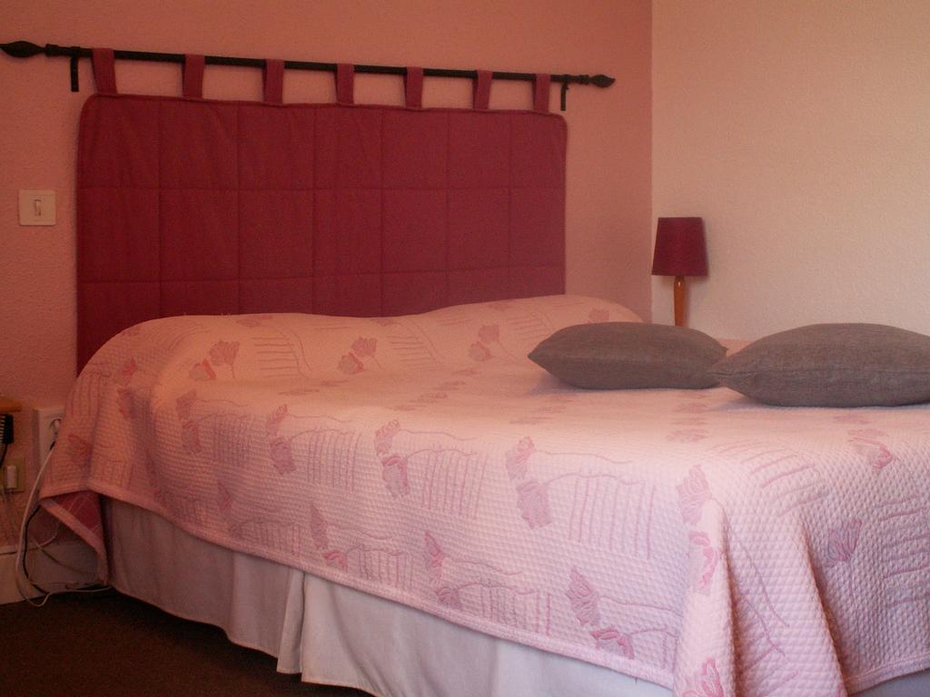 Le Relais Du Pont De Rhodes Hotel Frayssinet ห้อง รูปภาพ
