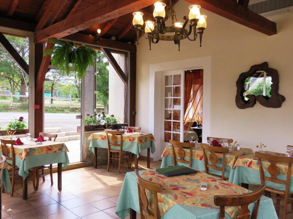 Le Relais Du Pont De Rhodes Hotel Frayssinet ภายนอก รูปภาพ